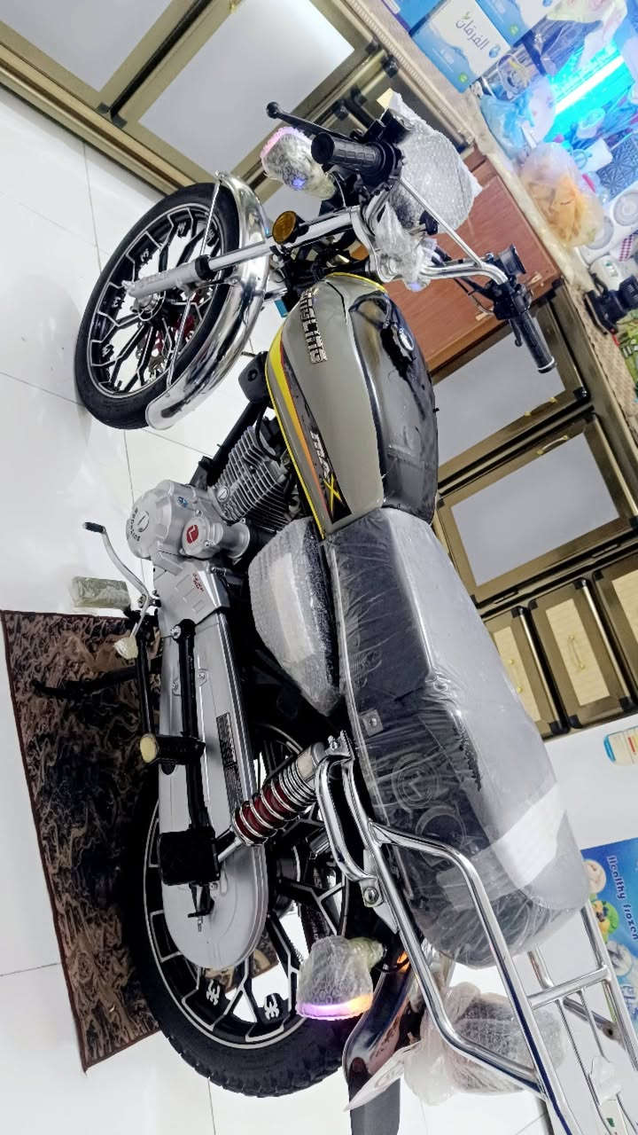 السلام عليكم سيفان موديل 2024طالعه بل 25 شرط دراجه جديده بعدها بل جيس لون مميزه سمنتي دشبول شاشه وسماعات بلاتوث التعرض مكينه 200 دراجه جديده بعد احله من الصوره اوراق مال وكيل 5اوراق الشراري يتصل مكاني حله شاوي يم فلكت غرفت التجاره السعر مال بيع 675 وهذا رقمي ***********
