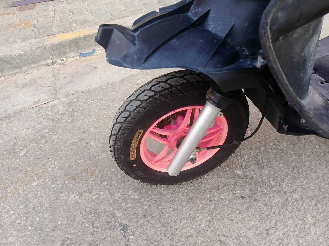 سلام عليكم فراشه فحل مال لعب مجفته بعدهي ع سحك تزويد خارجي شوفت عينك كهربائياته شغاله ضفيره بلاديه
نقص سلف فقط مكاني نجف حي الغري ***********
السعر خاص....السعر خاص....السعر خاص
