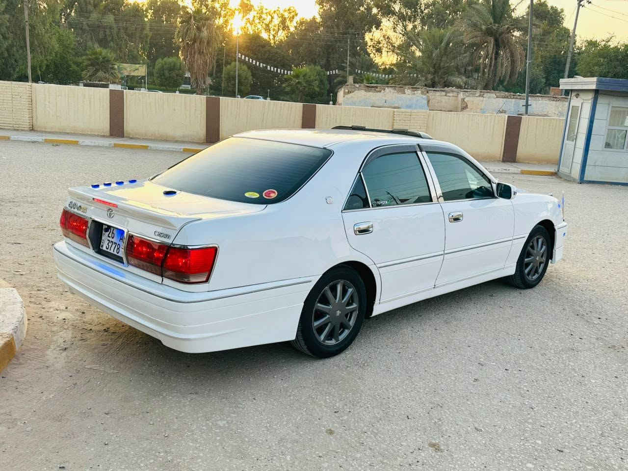 يالله 
 ملكه للبيع 2001 رقم صلاح الدين بأسمي قرار 48 فول كفاله كص ونقل جثه ولرسميات
المواصفات:
اربع دكم 
كشنات كهرباء
ستيرن كهرباء
تحكم ستيرن 
تبريد خلفي 
برده خلفيه 
دبل شاشة
شاصي 75 ديفور الجبير السياره بشرط برغي ماعيزه تبريد منضومه كامله جديده انجمد شرط 
محرك وكير بلكارتون 
تحوير نجف فوك وجوه بيت مديد دشبول عارف العيساوي 
 بيع ومراوس ترهم للاتصل    السعر 140مع المجال
*********** 
مكان السياره الديوانية قضاء غماس
