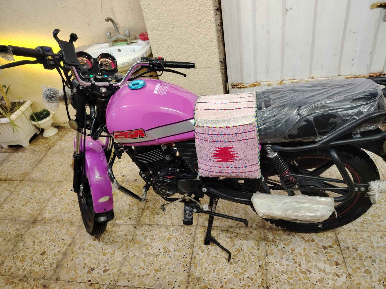 دايون نفخ مكينه ،200 دراجه بلكارتون شرط بليته ورقم شاصي كامله اوراق سكنر موديل 23 كفاله عامه لون بنفسجي فوول جديده حييل سعر 1,350 بيهه مجال قليل حك الجيه مكاني كربلاء شراي تصل على خط دلل ماعندي لا خاص ولا واتساب وصور اليوم مصوره رقم التلفون ***********
