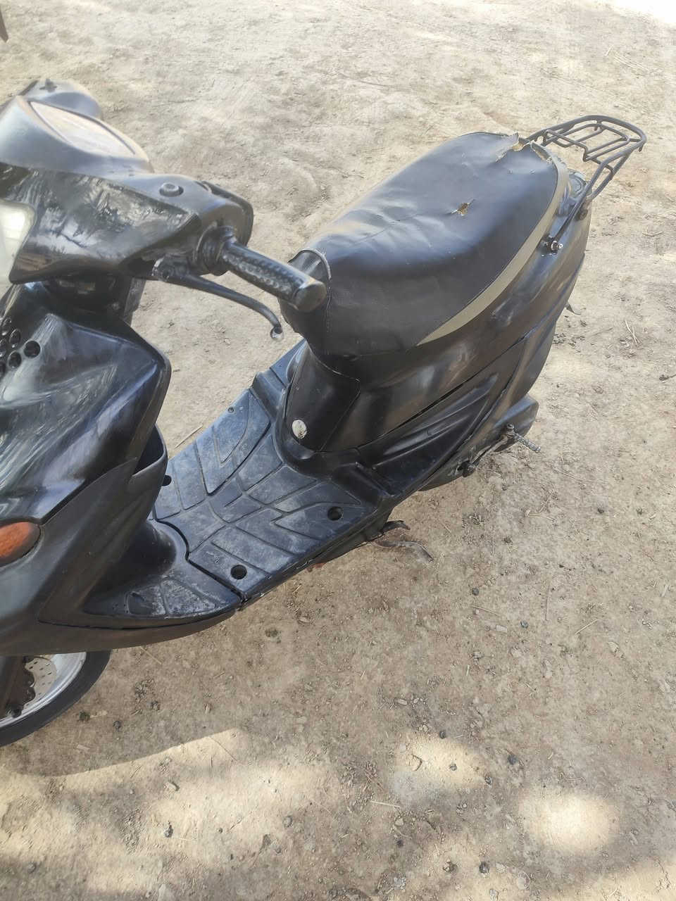 السلام عليكم بيجي للبيع دراجة كامة مابيهة كل نقص محرك ناعم مكانهة الرميثة السعر 175 اي ستفسار ***********
