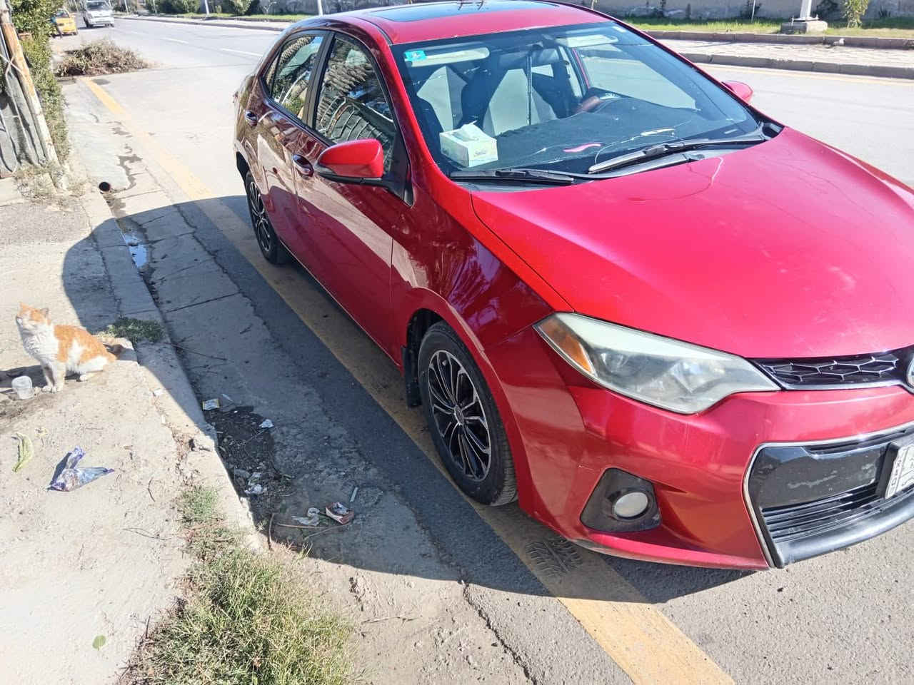 السلام عليكم ورحمة الله وبركاته 
كورلا امريكي موديل 2016 
المواصفات شفتات سرعة 
فتحة سلايد روف
تحكم ستيرن 
كشنات تدفئة
اشاير مري
ويلكب 
باتري جديد  
تبريد ثلج بيانو 
كامرا خلفيه 
مكينة 2000 
مكفوله كفالة عامة 
ملاحظه طخات بالجاملغ الخلفي يمين ويسار وضع امريكا 
محرك كير كفاله 
الصدر نص عمر 
السياره بيها حالوب بالقمارة فقط
شرط التحويل 
وقم الهاتف/
***********
السعر  122 بيها مجال 
مكان بغداد العامرية
