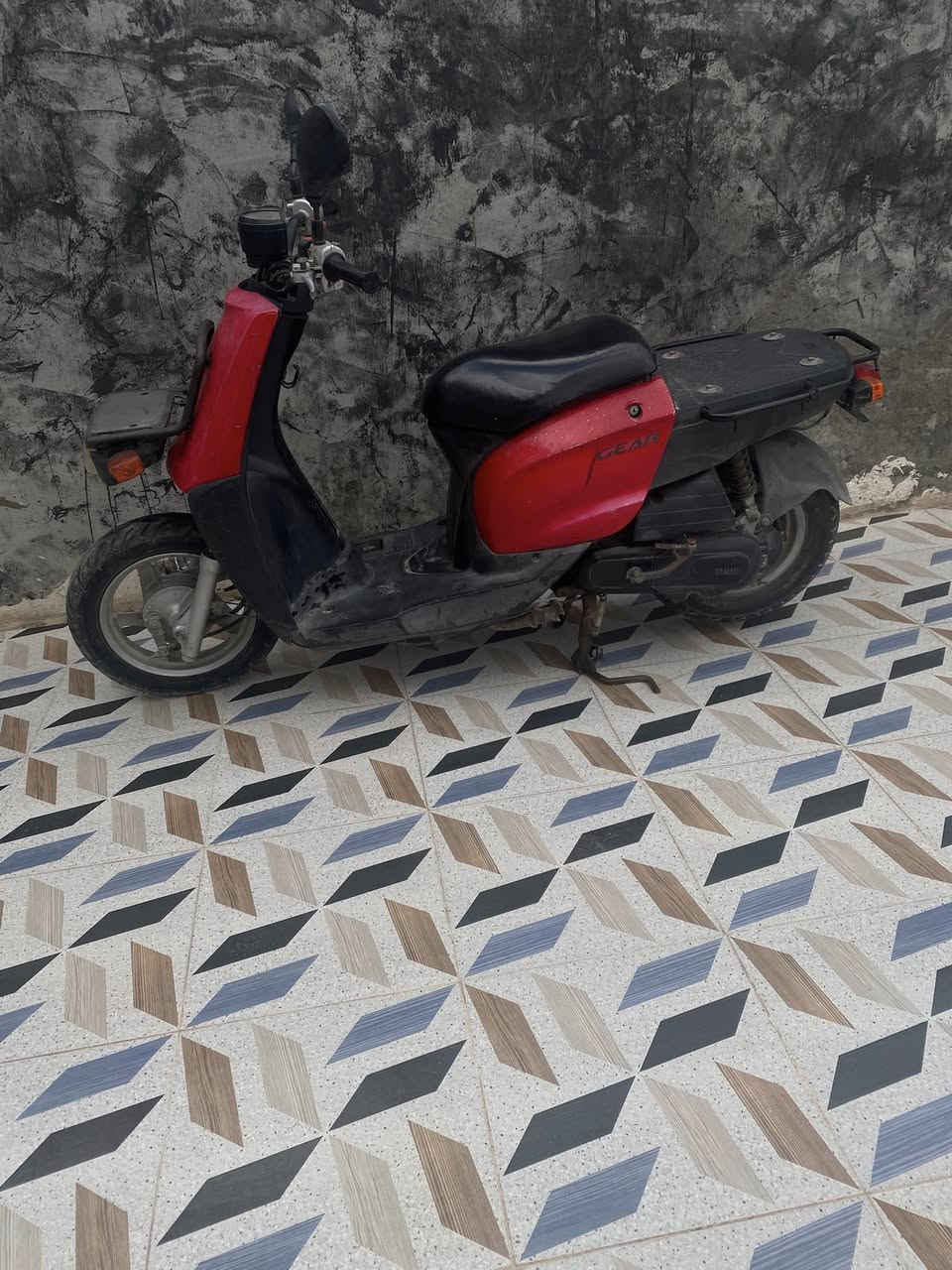 سلام عليكم دراجة بيكم نوزل للبيع وكفت فجاة نضافة 100 كهربائيات كلها شغالة السعر 300 للتواصل ***********
مكاني بعقوبة
