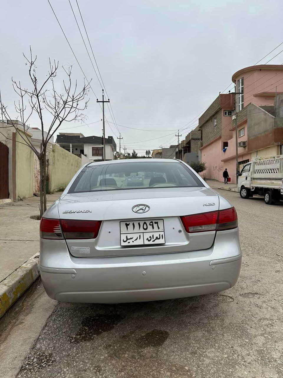 السيارة للبيع 
سوناتا موديل 2009
لون رصاصي 
مكينة 20
صبغ فقط أربع قطعة اروبي 
سيارة من داخلها نظيف حيل 
مكينة و كير بشرط 
للاستفسار ***********
***********
