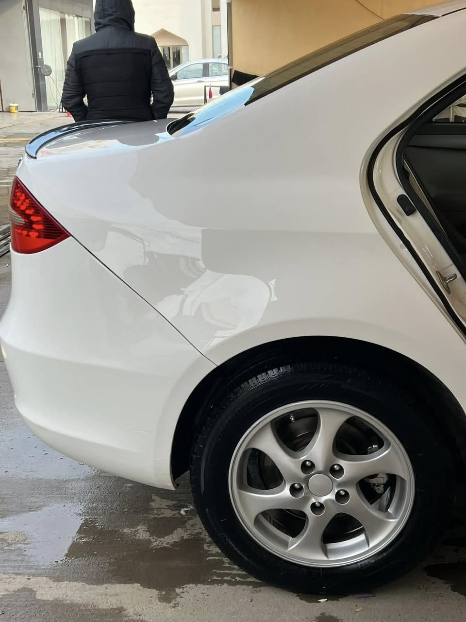 جاك موديل 2012
مةكينة زنجير مةرغوب مةكينةي بةشةرتي 10فيتةر
گير عادي تةبريت ساردو گةرم كوشن جلد جام كارةبا 
حاسةي بةگ
بي بوياغ 
سةيارةكة مالي دوستة بي مةسروفة لايت و زينون و كارةبايي بةشةرت
رةقةمي بةسةر جوة بةنزين زور زور كةم دةخوا زوريش بة هةلمةتة
نرخي 58 گةلاو معامةلةيكي كةمي تياية پارةي مازدةيةكي موديل كونة
تكاية كشتي بخوينةوة اينجا پةيوةندي بكة جوابي كومينت نادةمةوة ئةوةش ژمارةي خاوةني *********** سةيارةكة لةهةوليرة
