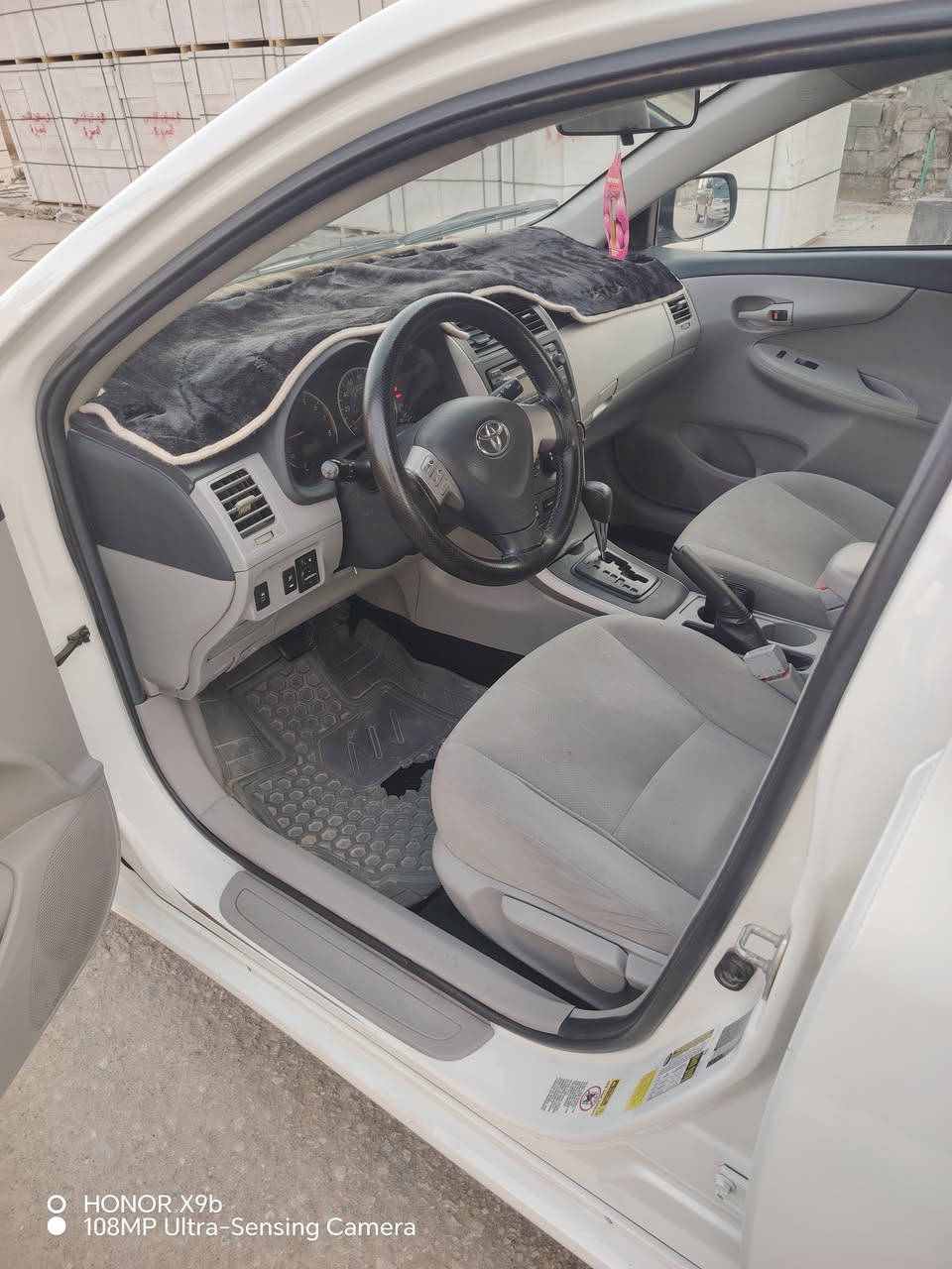 اسلام عليكم
للبيع كورلا 2013 وراد أمريكي

رقم بغداد دولي سنويه وهزه ما صاقطات ومداور وين ما يعجبك 

حادثه جاملغ امامي فقط بدون ايرباك وبدون تبديل 

بيه قطعتين صبغ بدون حادث ملون ويه الجاملغ

 وباقي السياره ليبل واحد 

ماشيه السياره 150 الف

تخم تاير جديد حداديه جديده 

مكينه وكير جدد

تبرد + تدفئه شغلات

ماعايزه برغي السياره

تجي وتشوف بعينك

واحله منل صوره

ما متواجد عل فيس

والسعر 135 وبيه مجال حك الجيه للشراي

كلل تفاصيل  ذكرتها الك

مايحتاج  تسأل اكو سونار وفحص

العنوان النجف قضاء المشخاب 

***********
