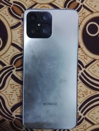 جهاز هونر اكس 8 الذاكره 128 الرام 6 السعر 60 الف الرقم 07874942690