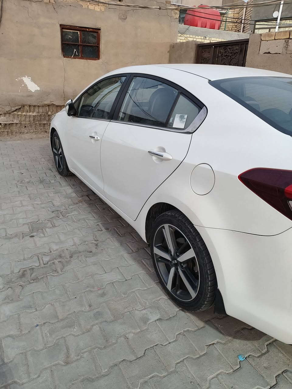 سلام عليكم
سيراتو2017 وارد خليجي

محرك 1600 دوش

فول مواصفات ماشية 96 الف 

بقية التفاصيل بالخاص
***********
