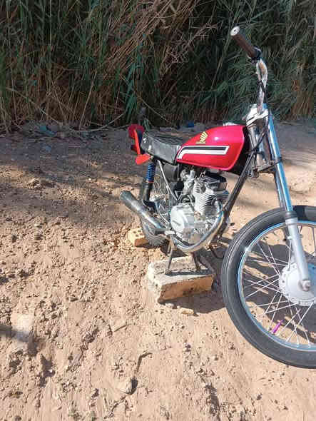 دراجه اربعه قير كلك مقفوله السعر 450 وبيها مجال ***********
