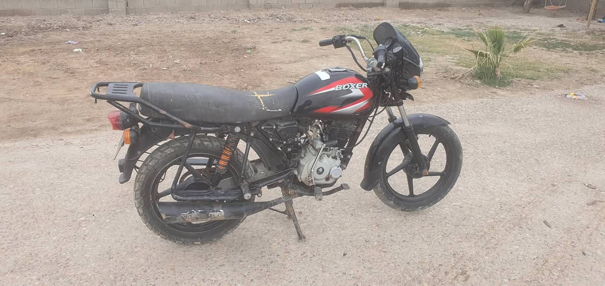 دراجه بوكسر البيع 2022 اوراق اصولي بيها تبخير السعر 900 وبيها مجال المكان العزير ***********
