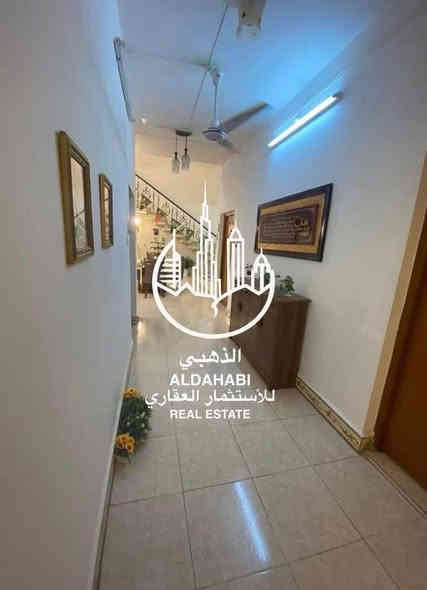 بيت للبيع في المعقل ركن مساحه 150م طابق واحد يحتوي ثلاث غرف منام صاله ، استقبال ، مطبخ ، صحيات ، كراج ، حديقة موقع ممتاز قريب على الشارع العام 

.
سعر البيت 360 مليون
. 
للمعلومات اكثر الاتصال على الارقام
او زيارة موقعنا 
البصره _ شارع عام حي الزهراء _ قرب مستشفى النفط 
***********
***********
الذهبي للاستثمار العقاري
مجاز قانونياً
