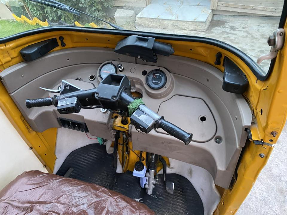 السلام عليكم
تكتك موديل 19 مضلع
رقم بغداد بأسمي هزة جديدة بيهة
كاملة مكملة ما بيهة نقص
السعر 6 ملايين قفل
مكاني بغداد الدورة
رقم موبايلي فقط واتساب ***********
