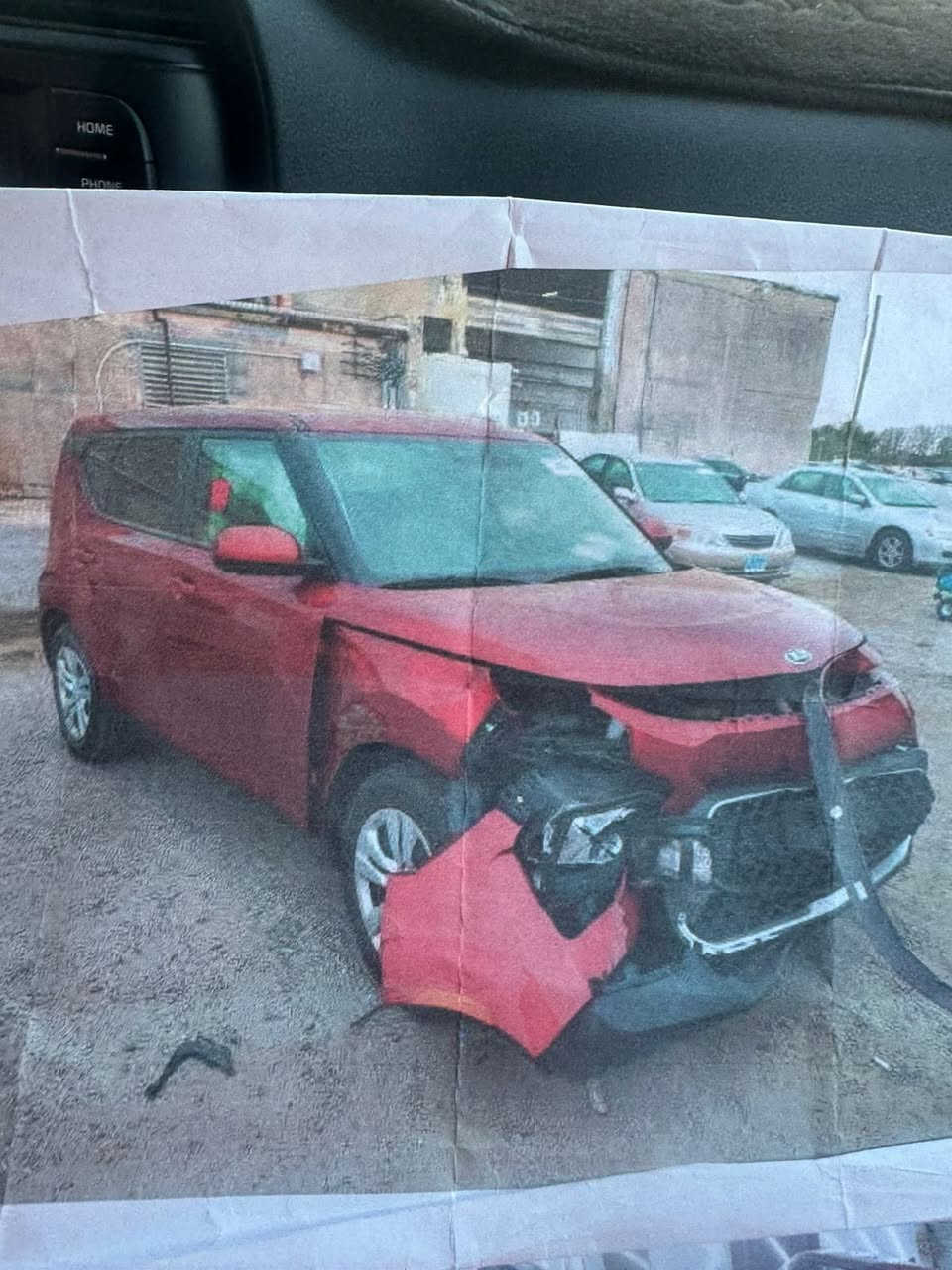 سلام عليكم 

كيا صول 2020 ب اسمي تحويل ثاني هزه جديده رقم نكليزي 

السعر :
130$ وبيه مجااال 

اتصال :  ***********

سياره حادثه كلش بصيط  كفاله من صبغ ! فقط بارد جاملغ امامي ؟ بدون ايرباك بدون دواخل صور الاحادث مرفوقه ولاسونر 

لون مميز مشمي 

محرك 2000

ماشيه  38 mi 

‏‎مواصفات 
‏
‏‎شاشه كبيره 
‏‎نظام GBS
‏‎رادار امامي 
‏‎رادار خلفي 
‏‎رادار نقطة عمياء بالمري
رادار جانبي 
‏‎زنون ليلي+لد
‏‎محرك  دوش 2000
لد نهاري 
‏‎شاحن لاسلكي 
‏‎تدفئه بلكشنات 
‏‎تبريد بيانو 
‏‎حساس خلفي بلادي مانع اصطدام
‏‎كامره دواره 
‏‎نظام الاطفاء الذاتي 
‏‎رادار نظام السياقة الذاتية
لون زيتوني
‏‎
بغداد السيديه
