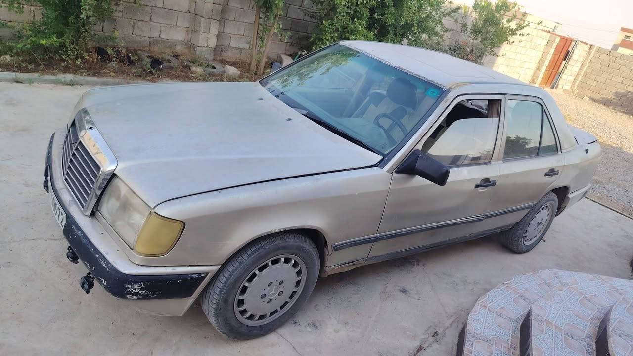 مارسدس دب رقم دولي صلاح الدين كير ومحرك بطه فيفيتي شرط التحويل صدر كير محرك تايرات شرط والباقي شوف العين السعر 30
اني ماخذها قبل سبوع 32
العنوان القياره قرية امام غربي 
الخاص مفتوح او مراسله وات ساب فقط لان الخط مغلق ***********
