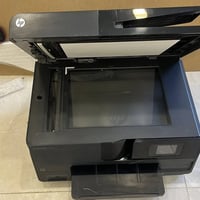 طابعه HP  شاشة لمس  تطبع من تلفون وتطبعلك وجهين  متروكة شوي يرادلها حب...