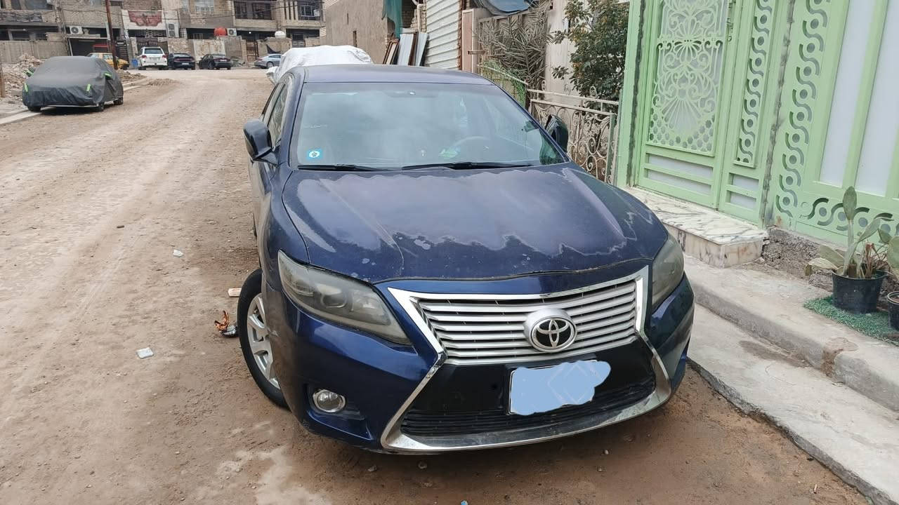 سلام عليكم من رخصة الادمن كامري بغداد ٢٠٠٩ مصبوغه حزام لون ازرق باسمي مكاني بغداد ***********
