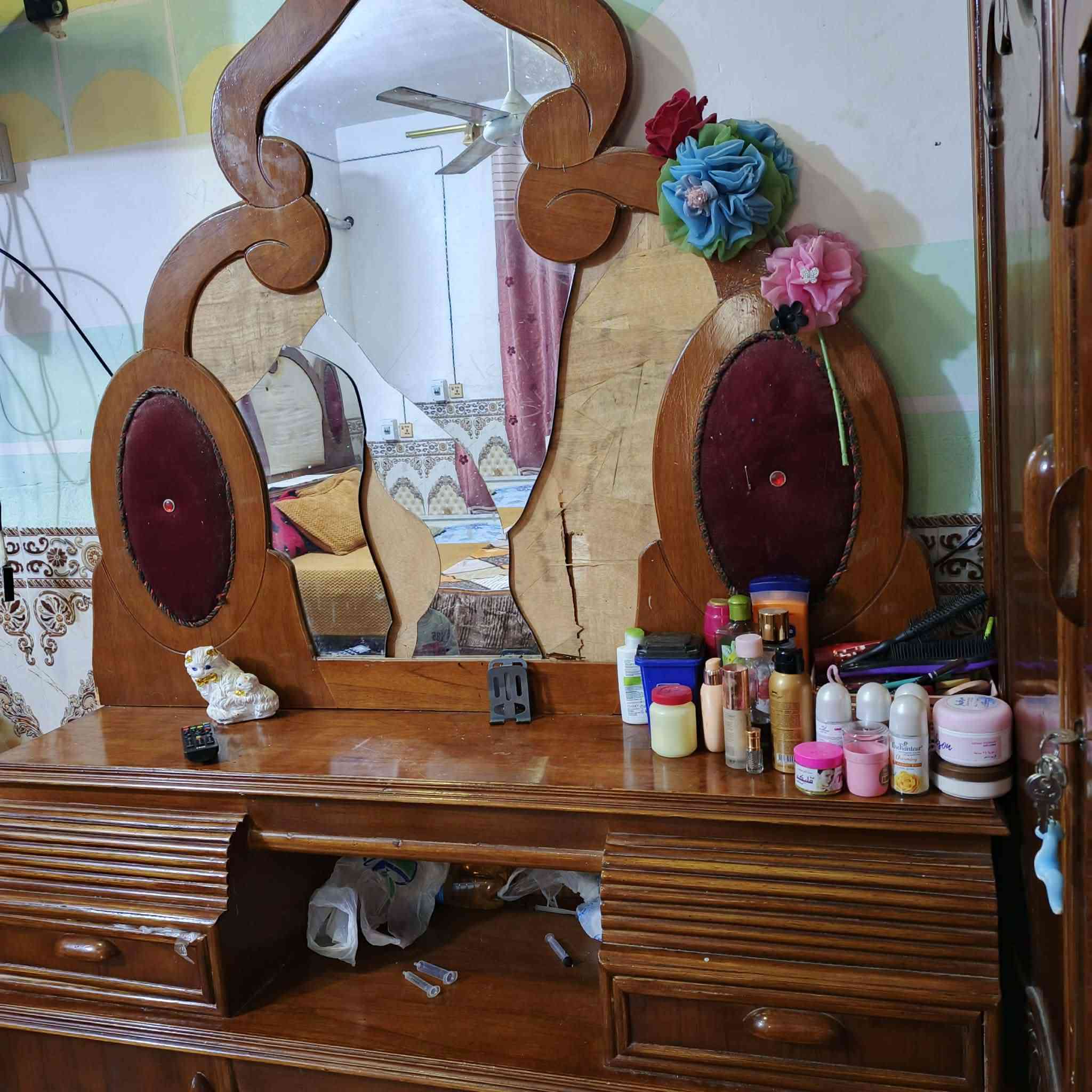 جربايه وميز ابو مرايه خشب عراقي تزكام نهايه 190


**إذا كنت صاحب هذا الإعلان وتريد حذفه لأي سبب، رجاءا أرسل رسالة إلى الدعم الفني**