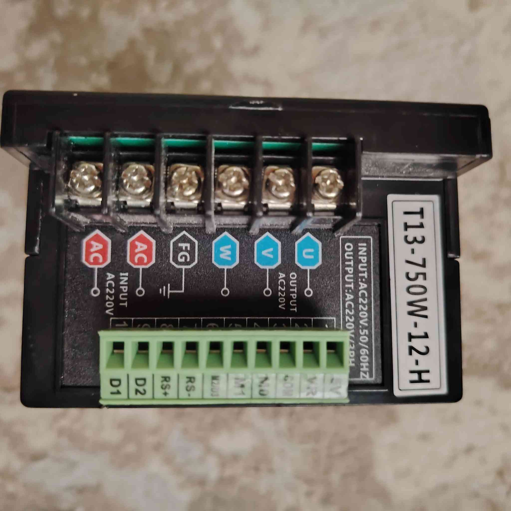 السلام عليكم ورحمة الله وبركاته vfd للتحكم بسرعة ماطَر ac 220 voly
واحد ثري فيز و الاخر سنكل فيز
أعلى سعر


**إذا كنت صاحب هذا الإعلان وتريد حذفه لأي سبب، رجاءا أرسل رسالة إلى الدعم الفني**