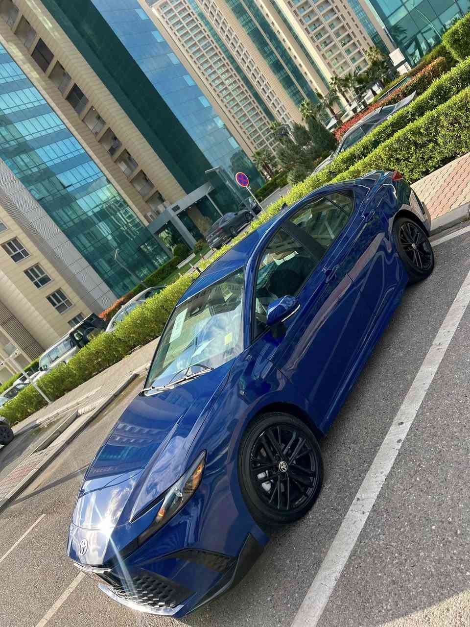 Toyota Camry Hybrid  XSE  2025
تويوتا كامري بانزين وهايبرد 2025
اللون :- حبري 💙
الموديل 2025
المحرك 2500cc
المسافة المقطوعه 1 الف فقط ( زيرو ) 
السعر 214 ورقه 
حادث / جملغ امامي صبغ + ربع جملغ خلفي 🔻
بدون دواخل بشرط ✅
ايرباكات سليمه شركة 100/100 

 المواصفات XSE
• بصمة تشغيل
• بصمة أبواب
• دخول ذكي
• شاحن ويرلس
• شاشة كبيرة
• كاميرا خلفية
• حساسات خلفية
• رادار امامي
• مانع تصادم
• تصحيح مسار
• مثبت سرعه
• مانع انزلاق
• استيرن متحرك
• بريك بصمة
• نقطة عمياء
• كشنات كهربائي
• كشنات جلد 
• اضوية اماميه زنون LED
• اضوية خلفية LED
• ليد زنون نهاري
• ويل قياس 18
• نظام ECO + TRIP
• نظام GPS + خرائط
• 3 أنظمة قياده ECO / Normal / Sport 
• اوامر صوتيه
• بلوتوث
• مدخل USB + AUX

العنوان / اربيل شارع 100 ( معرض اربيل كارس )
للاتصال / واتساب ***********

