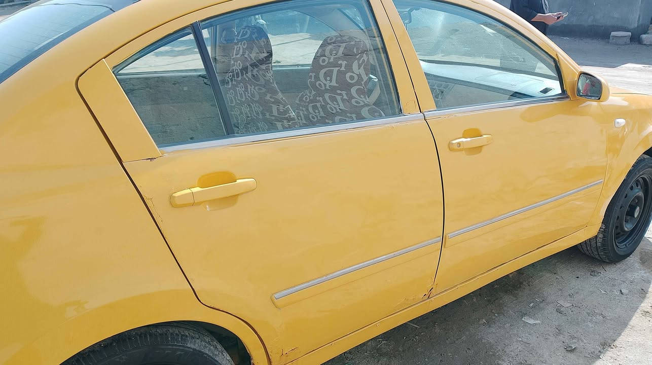 السلام عليكم للبيع شيري اي فايف موديل 12 كير عادي بس بيه شويه خياسات بلباب السايق والخلفي
*********** ناصرية, ذي قار
