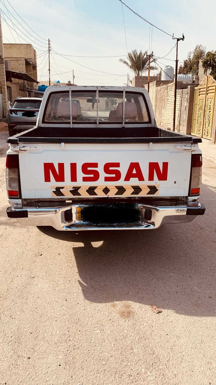 السلام عليكم بيك اب نيسان دبل قمارة موديل 2000 رقم انكليزي مكينة جديده تبريد تدفئة شغال السعر 85 بيه مجال المكان بغداد مدينة الصدر خلف كسرة اوعطش رقم الهاتف ***********
