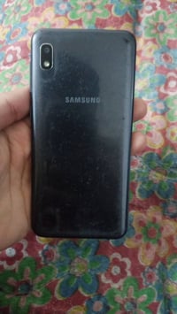 للبيع جهاز A10 دبل سيمكارت جهاز نضيف وممبدل بي شي وضامه ليوم يلا شغلته...