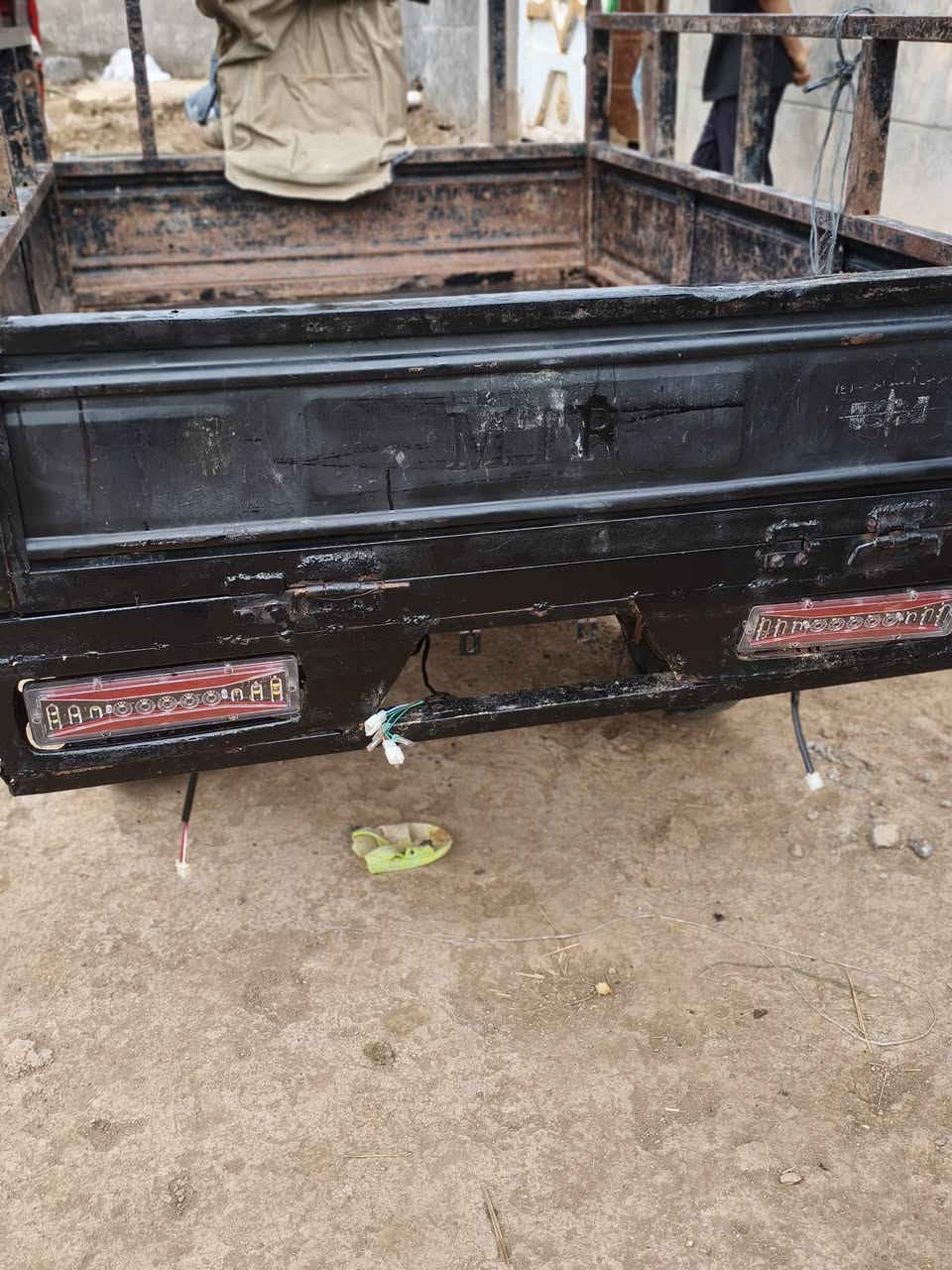 السلام عليكم ستوته MTR أوراق اصوليه مكان بابل قضاء القاسم السعر 850 وبيه مجال للشراي للاستفسار الإتصال على الرقم ***********
