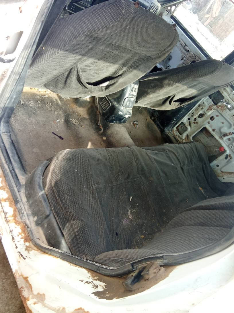 سلام عليكم للبيع فولكه رقم بغداد اسود راعيها  موجود
مكينه ونجي نضيفه كير عادي تخم تاير مكان سوك الشيوخ ***********ابو عبدالله
