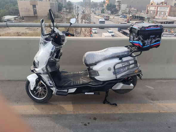 سلام عليكم دراجة صاعقه شحن للبيع فول مواصفات ملف 2500 بطاريات مسطره 38 امبير سرعتها 80حقيقي. وبالعداد يقرا 110. صار لي ثلاث ايام من اشتريتها
سبب البيع (انطلبت فلوس ) السعر 1,100 مليون وميه
للاستفسار ***********
