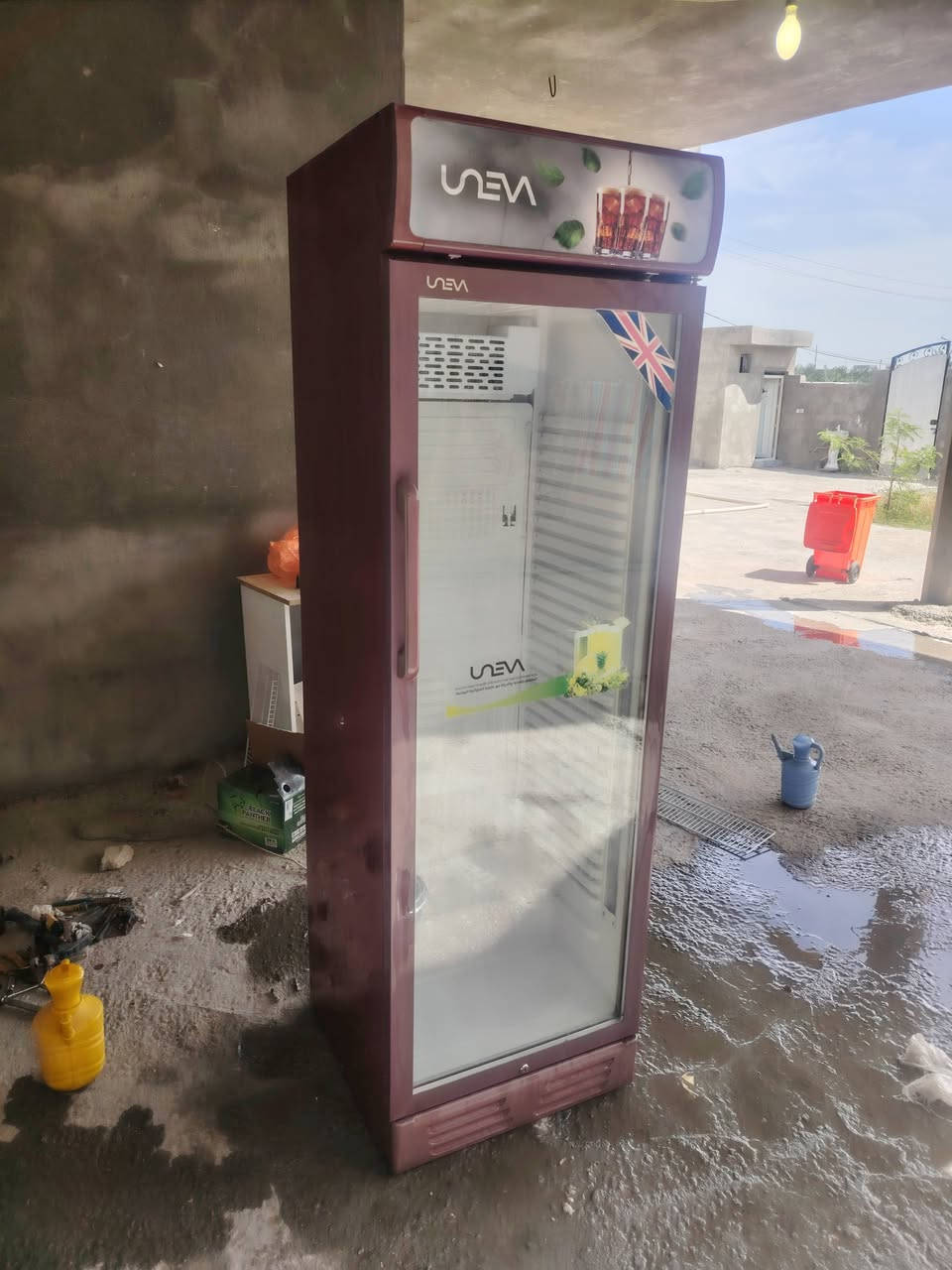 مكان البصره لا يوجد توصيل
عارضه للبيع جديد نظافة 90٪ بلاديه شرط تبريد 
السعر 360 الف قفل قفل 
مكان البصره ***********
