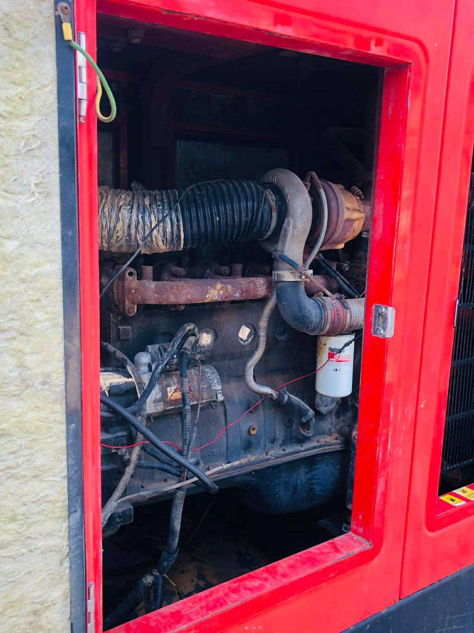 للبيع مولد كمنز
جاهزه محرك توليد
شرط لحمل أخت لزيرو
150 كيفي السعر 45 ورقه
العنوان بابل لاتصال ***********
