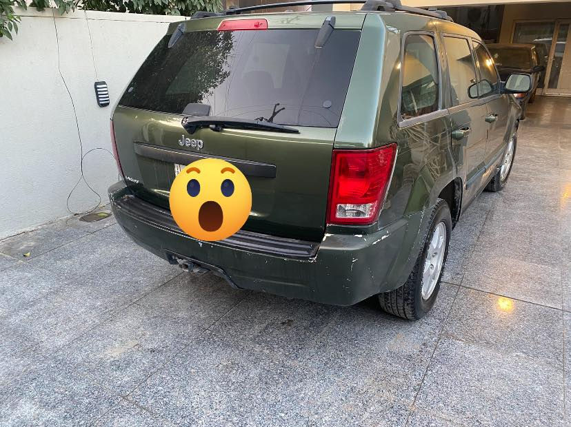 السلام عليكم
مكلف بالنشر
للاتصال بصاحب السيارة
هذا رقمه 
***********
جيب فول مواصفات موديل ٢٠٠٩
محرك ٣٧٠٠ 
حادثها بامريكا جاملغ ايمن امامي
ما بيها اي تنقيص دهن
فتحة
تشغيل عن بعد بلادي
تدفئة كراسي
٤ قطع صبغ موضحة 
السعر ٨٧ ورقة وبيها مجال
