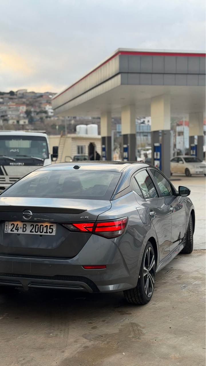 نيسان سينترا ٢٠٢٢  SR فول مواسفات سقف ره ش بێ سيلايت رۆیشتن ٤٢ مايل سبوغ به س بولند و دوو پارجه به خى امريكا  ايرباگ سوكان و شان سعر ١٣٨  رسمى دعمم دانايه ژماره ى موبايل *********** اكر, نينوى
