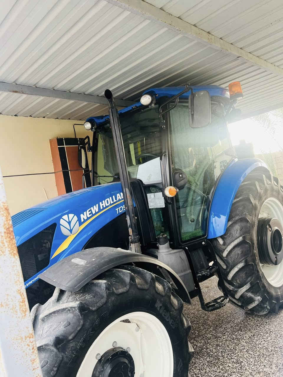 السلام عليكم مكينة ١١٠ جديد موديل ٢٠ مكفول كفالة عامة ***********
