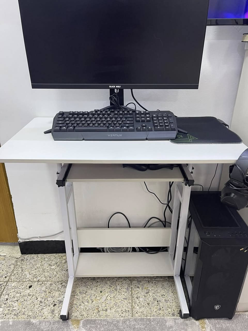 السلام عليكم 
عندي هاي التجميعةpc هاي مواصفاتها وياها هارد اضافي وان تيرة 
للبيع مع كيت هديه للشراي وميز والشاشة بيها خط خفيف جداً 
للشراي التواصل ع الخاص


**إذا كنت صاحب هذا الإعلان وتريد حذفه لأي سبب، رجاءا أرسل رسالة إلى الدعم الفني**