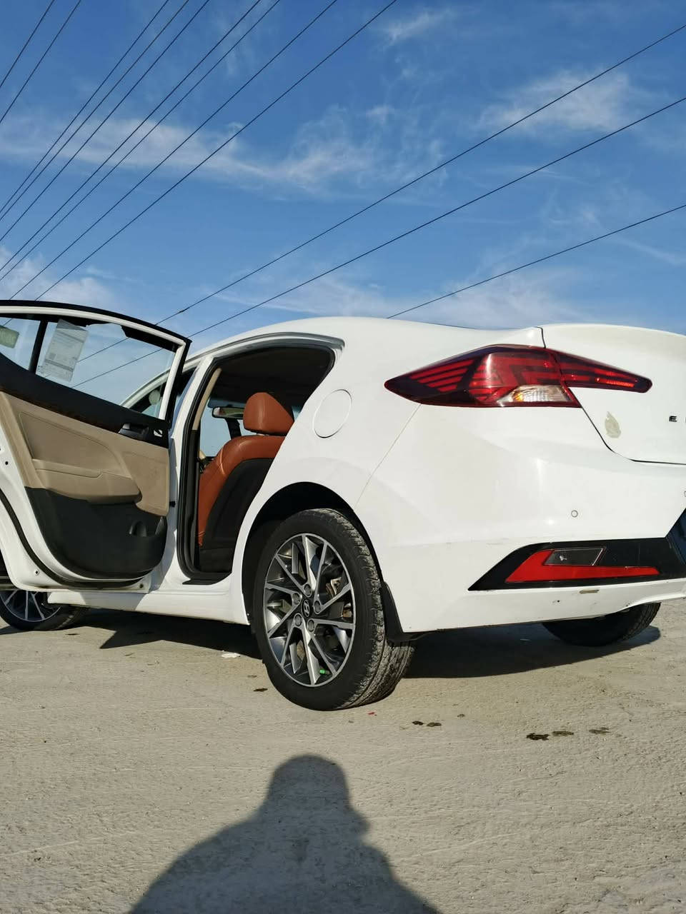 السلام عليكم عنتره للبيع موديل 19
***********
