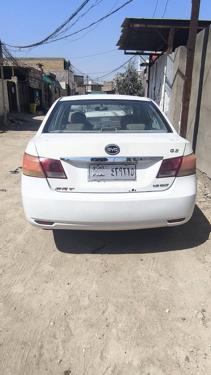 من رخصة الأدمن محترم
للبيع أو المراوس: بي واي دي BYD G3 موديل 2013
البودي: السيارة مكفولة مابيها ضربة أو صبغ، فقط شخوط وتكحيلات متفرقة بالبودي مثل ما موضح بالصور. (السيارة بالصور مامغسولة، إذا تنغسل تطلع أجمل بس ماعندي فراغ أغسلها).
المحرك: محوّرة محرك تويوتا كورلا (ياباني) كير ومحرك بنشاط ممتاز جداً.
الرقم: رقم صدامي (بغداد خصوصي) مميز ومرغوب.
الأوراق القانونية: السيارة بيها وكالة (التحويل أو عمل وكالة جديدة مباشر وبدون أي عائق).
الحدادية والتايرات: الحدادية نص عمر، والتايرات نص عمر.
الوضع الداخلي والخارجي: الجام الأمامي بيه فطر، والداخلية تحتاج دوشمة كشنات (القطعة مالت الدشبول موجودة)، وفتحة السقف تحتاج ترتيب، (التبريد عاطل).
السيارة مالت عمل ومحركها ولقمتها جاهزة وما توقفك.
الرغبة: بيع أو مراوس بسيارة (بي أم BM) أو (مرسيدس).
السعر المطلـوب: 45 ورقة (وقابل للتفاوض البسيط جداً بمكان السيارة).
المكان: النجف الأشرف.
للاستفسار والتواصل (اتصال أو واتساب): ***********
(الرجاء الي مو شراي لا يتعبني ويضيع وقتي، رحمة لوالديكم، النواقص كلها مشروحة والاتصال فقط للجادين).
