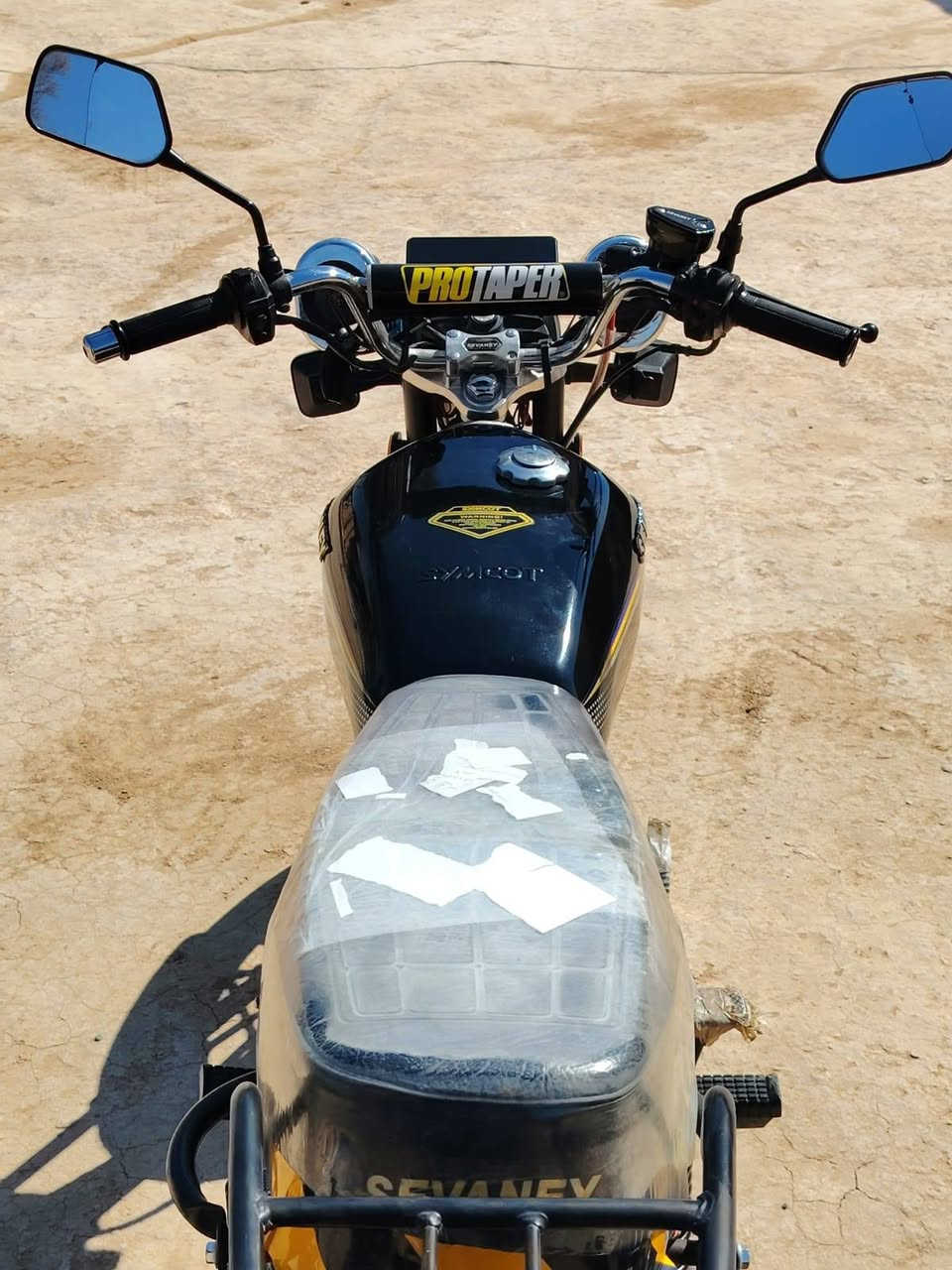 سلام عليكم اخوان دراجه موديل 25محرك200cc محرك اسود دراجه ماشيه4000 شرط محرك ماطاختو صبانه كهربائيات كلهه شغاله تشغيل عنبعد سويجات البلاديه السعر725وبيهه مجال ولحاب يتواصل يتصل عرقم***********
