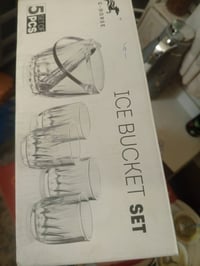 حمالة ثلج • ٤ كلاصات • ٢٥٠ قطعة