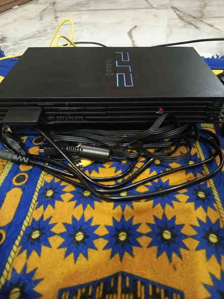 بلي 2 نضيف كلش شرط ياباني الأصلي كامل ملحقاته نقص فقط فلاش تكدر تاخذله من اي مكتب وسعره جدا مناسب ما يتجاوز ال 7 الاف هو والعابه وياه جوستكات عدد ثنين جدد + ميموري كارد مبرمج + كيبل التشغيل + كيبل عرض الصورة الجهاز ريجن ياباني ألأولي تجي تفحص يمي وتاخذ السعر 50 الف فقط قفل 🔒 سعر نهائي من الأخير اي مجال ما بيه مكاني بابل/ سدة الهنديه / المهناويه / قرب ملعب قرية 1 / للأتصال او واتساب / ***********
