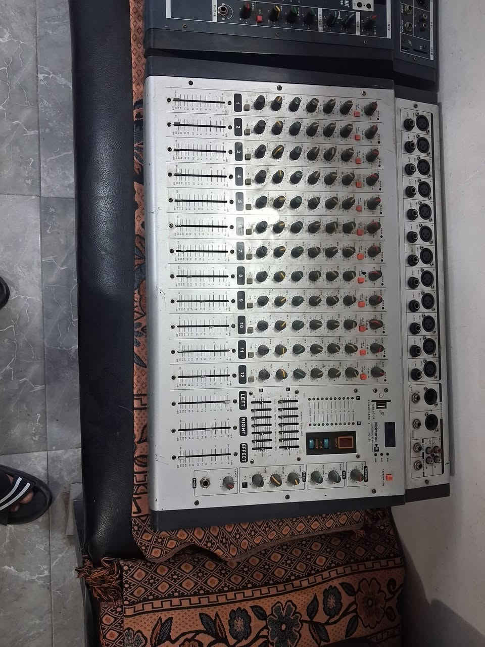 سلام وعليكم مكاسر السعر ٤٠٠ الاف ***********
