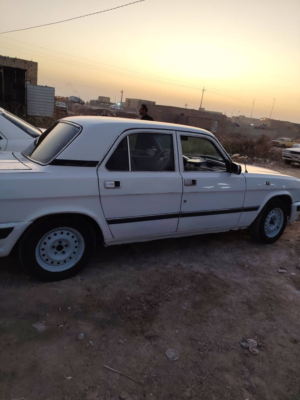 السلام عليكم فولكا للبيع كير ومكينه ونجي سنويه لغاية 27 رقم بغداد تخم تواير جديد  كير جديد سعر 30 رقم ***********
