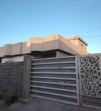 بين المزرعه والمالحه • بيت زراعي • ٣٠٠م
