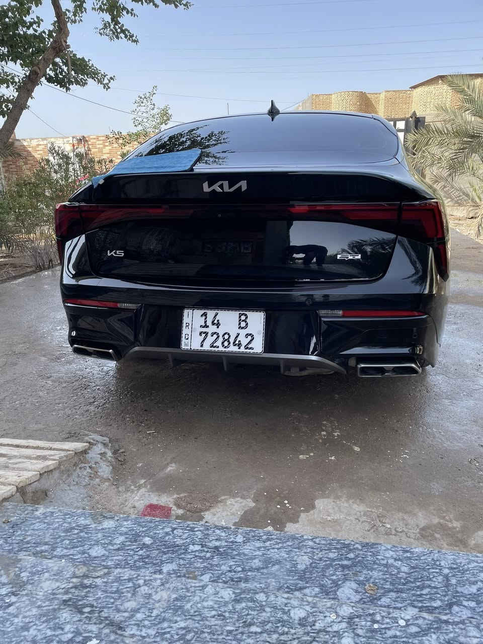 سلام عليكم
للبيع k5 

موديل 2025 

GTبلاك  العله فأه بل 

حادثه مدكر وبنيد. بدون شواصي فقط تبديل نفس الون 

السعر 235$وبيه مجال بصيط 

الرقم ***********
