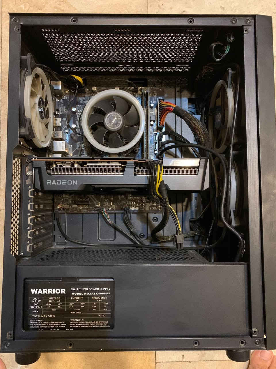 السلام عليكم عندي تجميعة مستعملة 
i5 10400F 
AMD RADEON 6750 GRE 10GB ASUS
Ram 16GB 2x8 3200 DDR4
SSD 256GB - 1T HDD
Power supply  500W
تجميعة مرتبة و نظيفة سعرهة 850 الف  
و عندي وياهة شاشة full hd 27 144 HZ رايدهة ب 150 قفل
وكيبورد redragon k617 وايرلس مصار اسبوعين من ماخذه سعره 50 الف قفل 
وماوس razer deathadder احسبه ببلاش ويه لتجميعه ووياها يو بي اس 1200va 
وسماعه hyper x cloud 3 سعرهة ٩٠ قفل ماخذهة قبل اسبوعين ويه الكيبورد صارت عليه ب ١٤٠ جديده بعدهة 
يعني من الاخير تجميعه جاهزة تجي تشد وتلعب بدون اي نقص ونضيفه جدا تجي تفحصهة براحتك وتاخذهة سعرهة كلهة هيه والاكسسوارات ب مليون وخمسين الف قفل *********** المكان الاعظمية شارع الضباط بغداد, العراق
