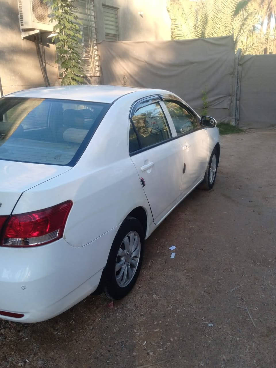 سياره بي واي دي ٢٠١٣ باسمي مكفوله بس دواير اللجاملغات الخلفيه  مصلح المكان كربلاء الحسينيه السعر  60 وبيه مجال***********
