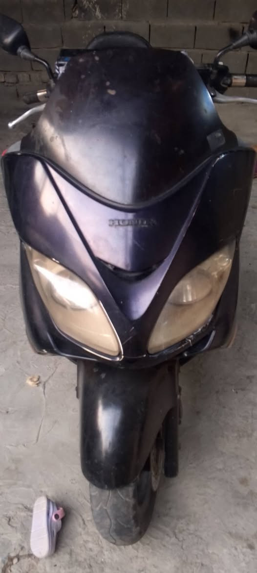 سلام عليكم بصمه0 8 دراجه ولا نقص بيه من كلشي كفاله عامه من مكينه لل شاصي دراجه فقط بيه كلج خلفي تعبان  و كفرات نضيفه 60 بل 100فقط سعر680 وبيه مجال بكاني بغداد بلديات رقم تصال***********
