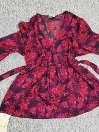 ملابس • ٣ قطع • توصيل