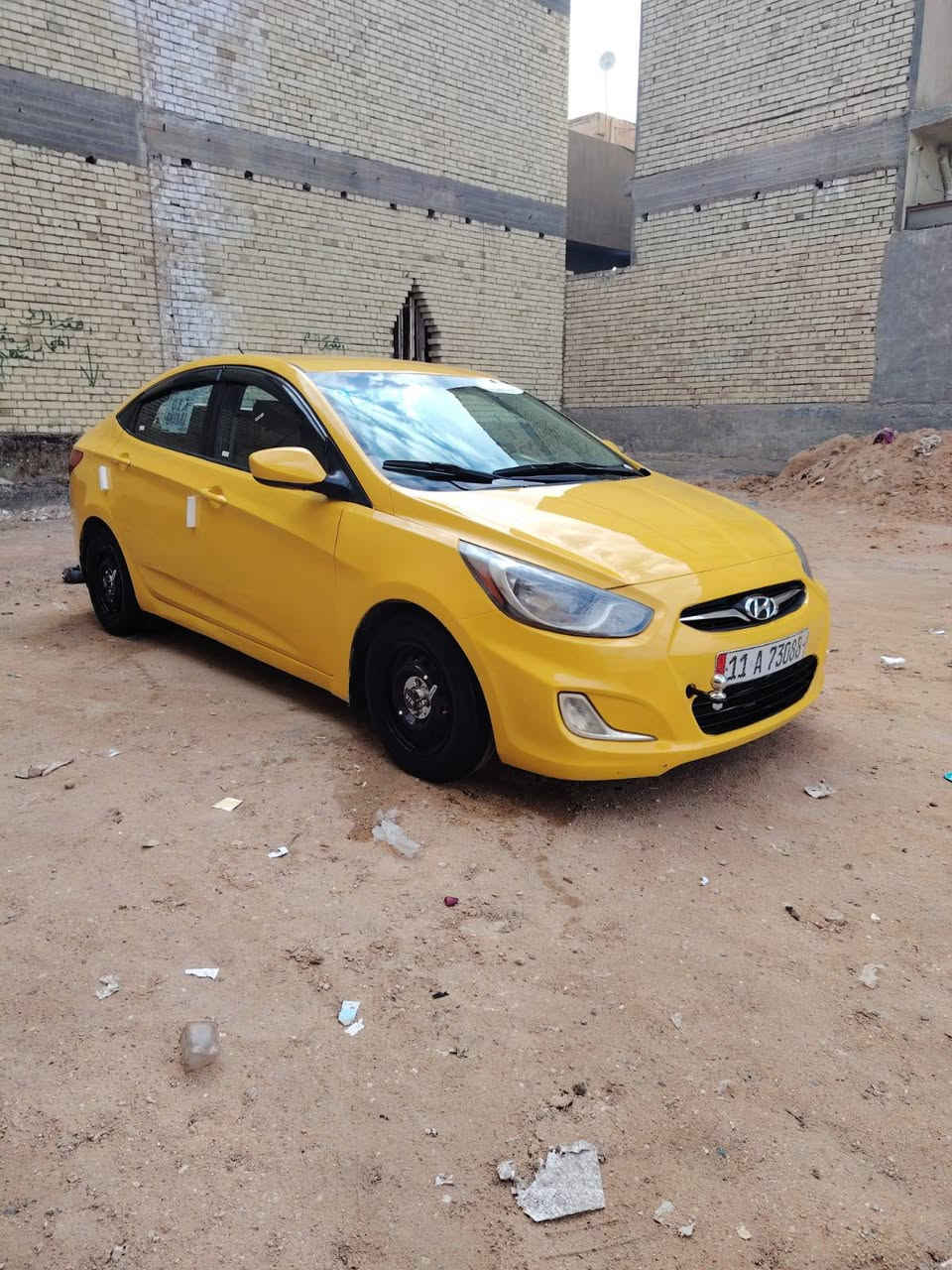 السلام عليكم اكسنت موديل 2012 للبيع وارد امريكي بيه البنيد فقط واباقي ليبل واحد رقم بغداد نكليزي تحويل ثاني يوم مصفره هيه وغرامه هزه جديده سنويه جديده مكينه 1600 مكينه كير حداديه تخم تاير تبريد تتفه مكفولات السياره جاهزه كل نقص مابيه السعر 82وبيها مجال حك الجيه
رقم الهاتف ***********مكاني كربلاء
