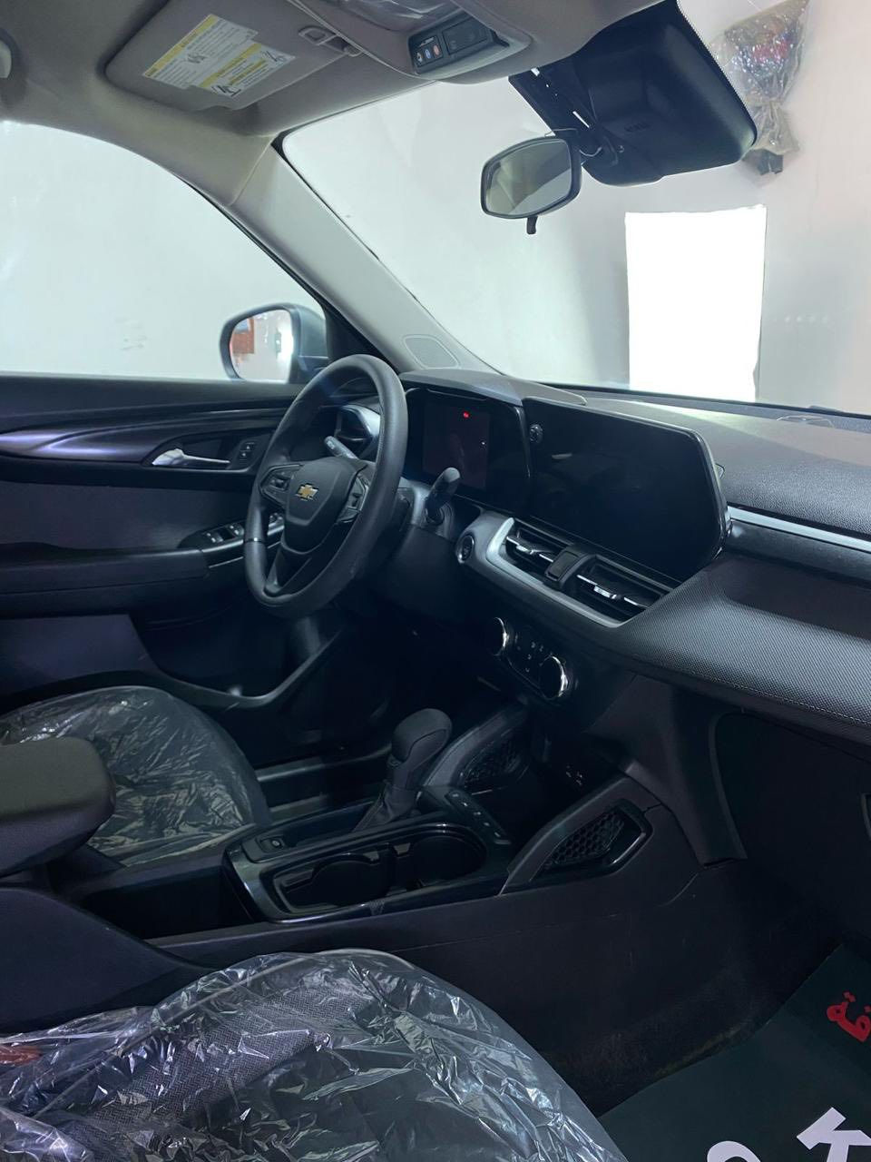 تريل بلايزر موديل 2024
لون رصاصي 
رقم بغداد انكليزي
السعر 150 وقابل للتفاوض 
رقم الهاتف ***********
